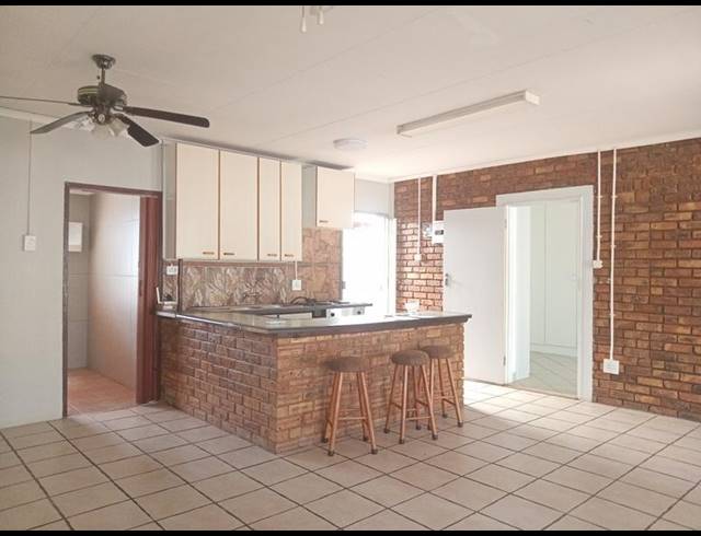 3 BEDROOM HOUSE FOR SALE IN RANDPOORT